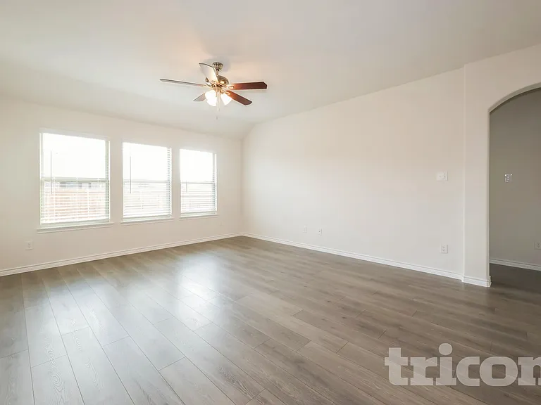 431 Rivendale Way — Photo 2