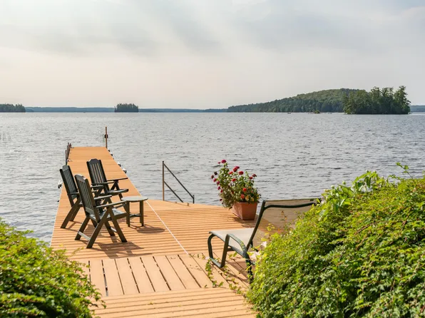 228 Starbird Lane, Rome, ME 04963