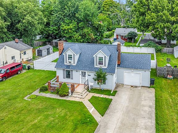5th image of 34031 Victor Dr
