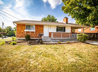 8365 Chesswood Dr, Cincinnati, OH 45239
