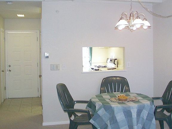 4th image of 3250 Van Teylingen Dr APT D