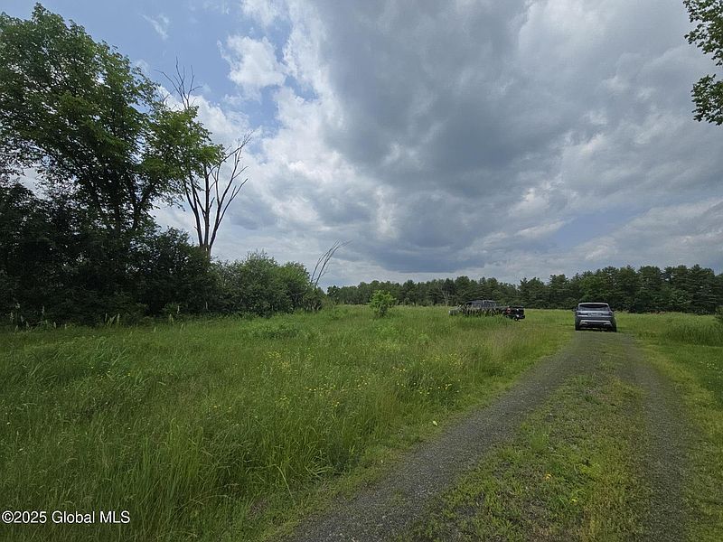 4th image of L11.6 Black House Road