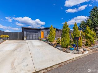 12802 SE 202 Place, Kent, WA 98031