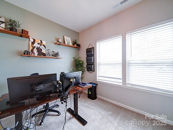 4th image of 5121 Arbordale Way