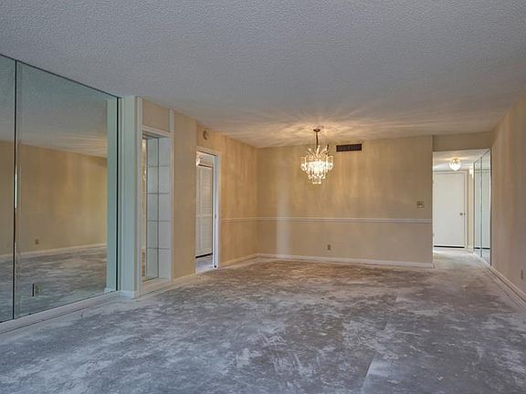 5th image of 2621 Cove Cay Dr Unit 209