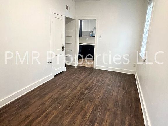 5th image of 319 N 1st St APT 3