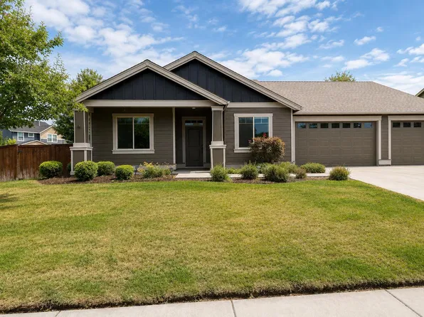 3707 Birddog Dr, Klamath Falls, OR 97603