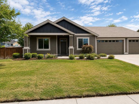 3707 Birddog Dr, Klamath Falls, OR 97603