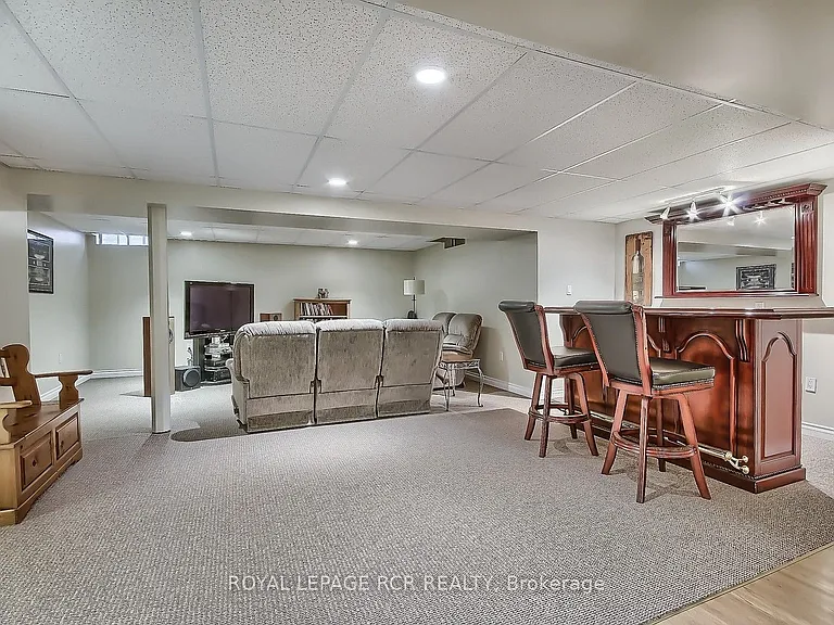 617 Brooker Rdg — Photo 28