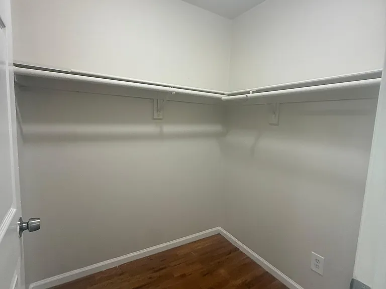 285 S 6th St #1F — Photo 5