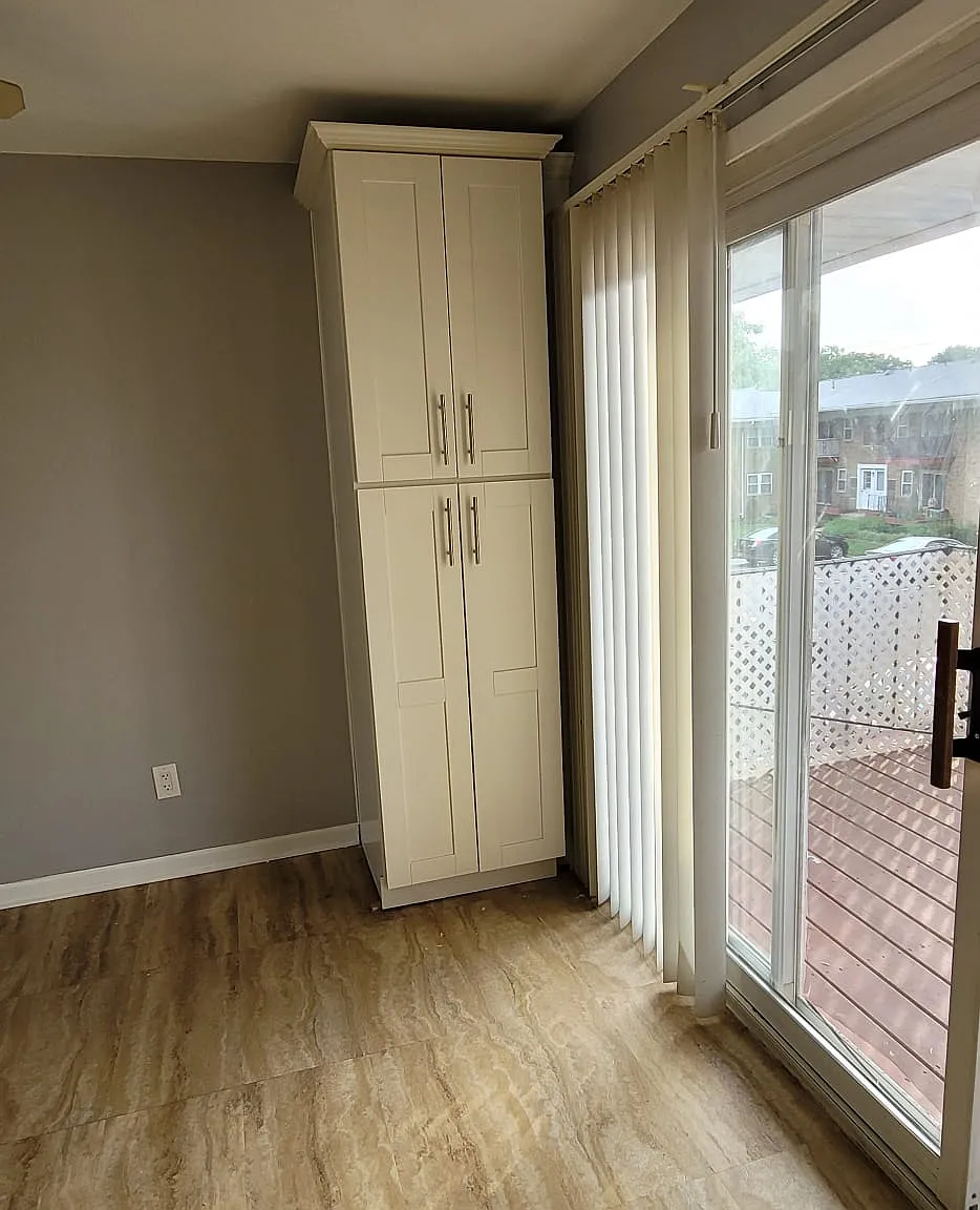2 bed, $2,400 — Photo 4