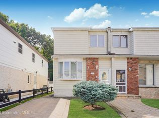 224 Evergreen St, Staten Island, NY 10308