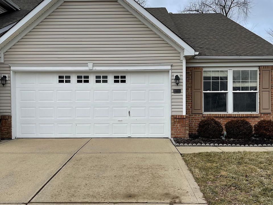 1st image of 1332 Summerhouse Dr #B