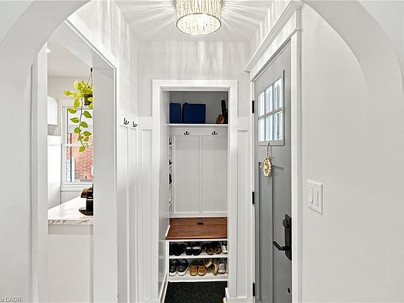 5th image of 5888 Keith St