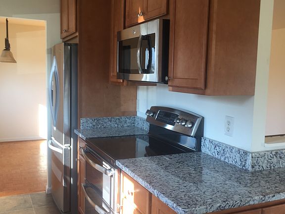 5th image of 7841 Heritage Dr