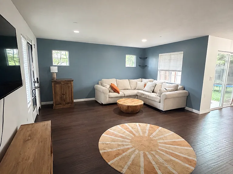 2933 McBride Ct — Photo 5