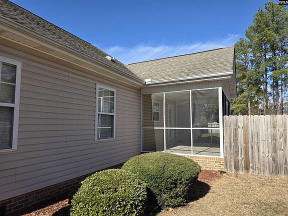 4th image of 52 Freedom Ln