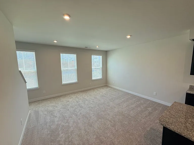 4136 Auburn Oak Ln — Photo 11