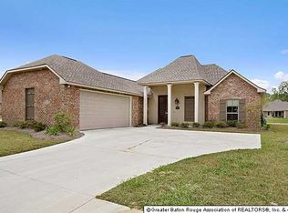17086 Bentons Ferry Ave, Greenwell Springs, LA 70739