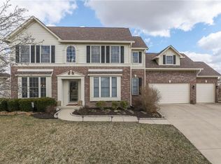 7715 Sleeping Ridge Dr, Indianapolis, IN 46217