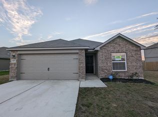 16433 Farmhouse Ln, Elgin, TX 78621