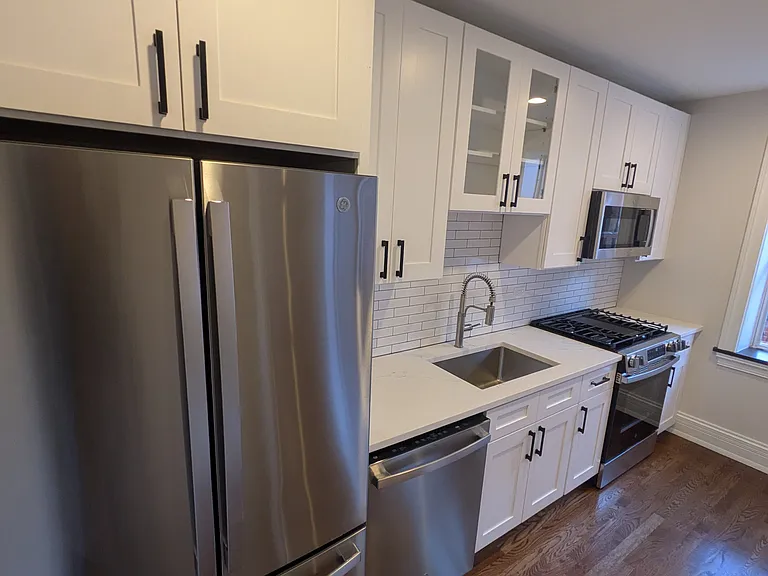 413 N Main St #34 — Photo 1