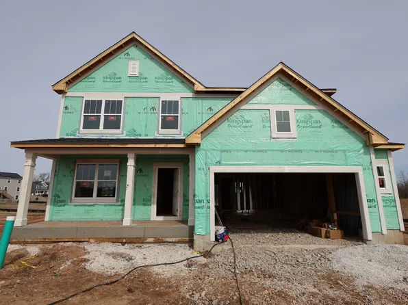 940 Maplewood Dr, Marengo, IL 60152