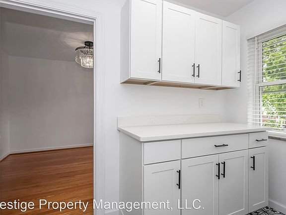 5th image of 6953 Murray Ave #2