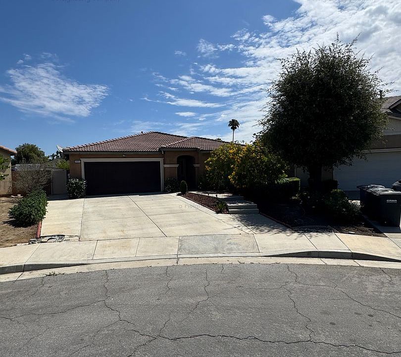 1st image of 31372 McKenna Ct