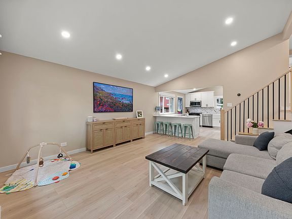 2nd image of 5244 Benton Ave