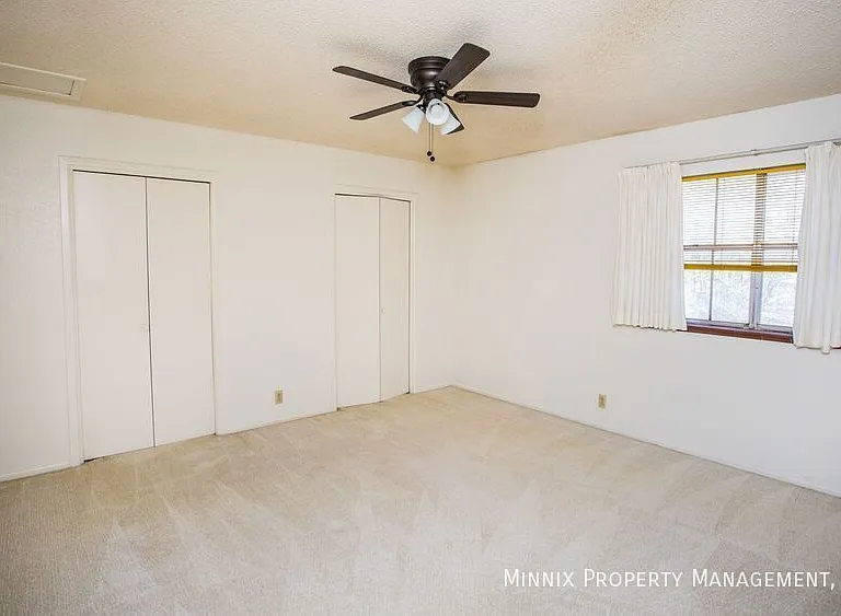 Whispering Oaks 1904 N. Midland — Photo 22