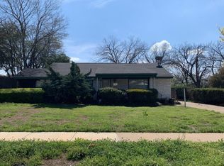 3412 Meadowbrook Dr, Fort Worth, TX 76103