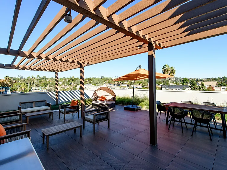Rising Sun Apartments — Photo 19