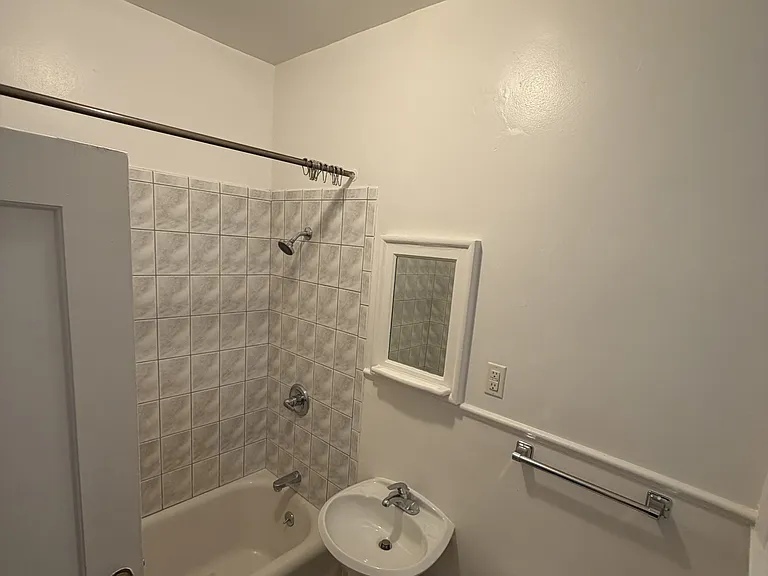 741 Balboa St #1 — Photo 6