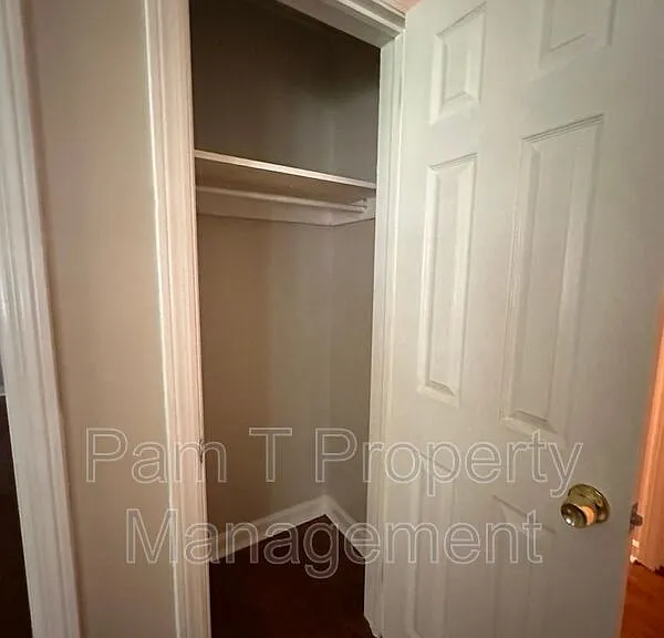 201 Kensington Dr — Photo 19