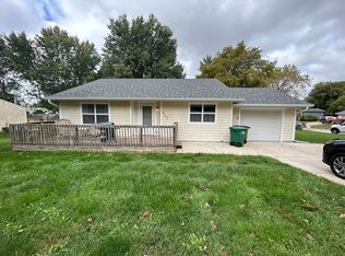 927 Hunter Dr, Norwalk, IA 50211