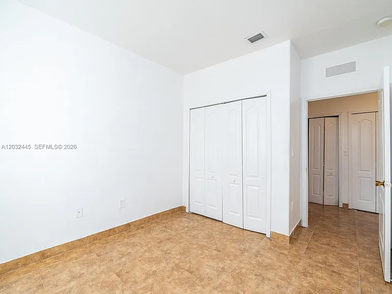 1663 SE 27th Dr #108 — Photo 25