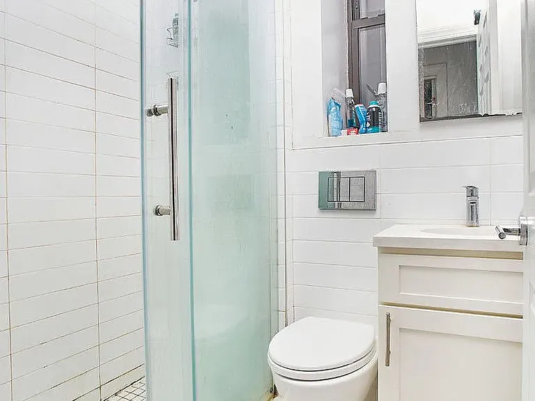325 E 83rd St #1C — Photo 10