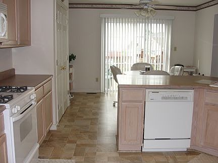 Entertaining-size kitchen