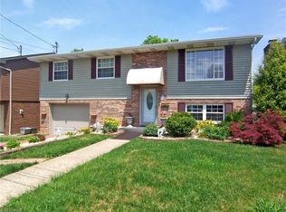 811 40th St, Vienna, WV 26105