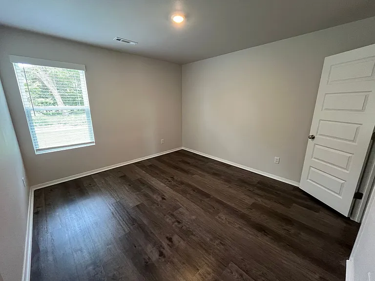 2620 Chittick St — Photo 12