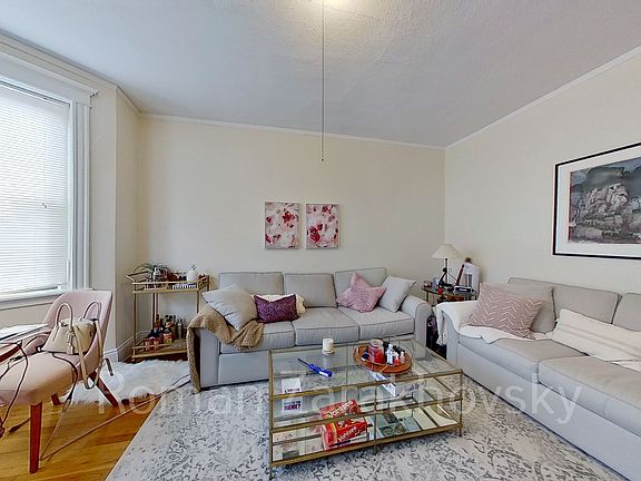 2nd image of 4 Ayr Rd APT 34