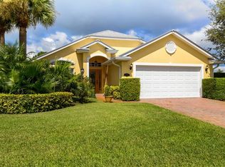 1067 4th Ln SW, Vero Beach, FL 32962