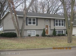 595 24th St NE, Owatonna, MN 55060