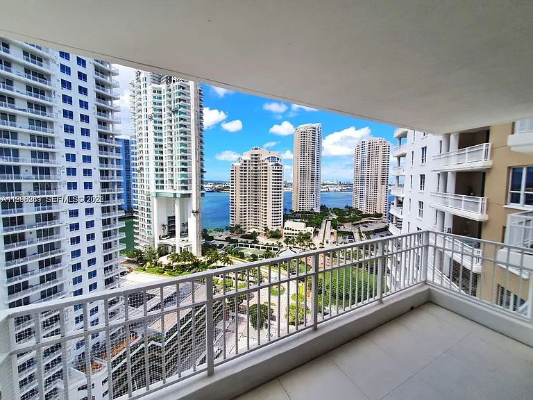 701 Brickell Key Blvd #2306 — Photo 4