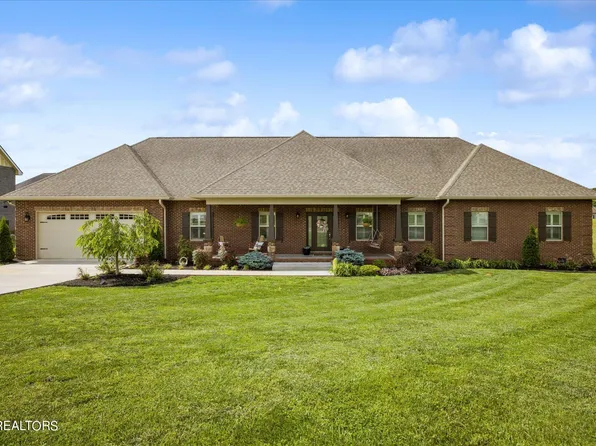1339 Rippling Waters Cir, Sevierville, TN 37876
