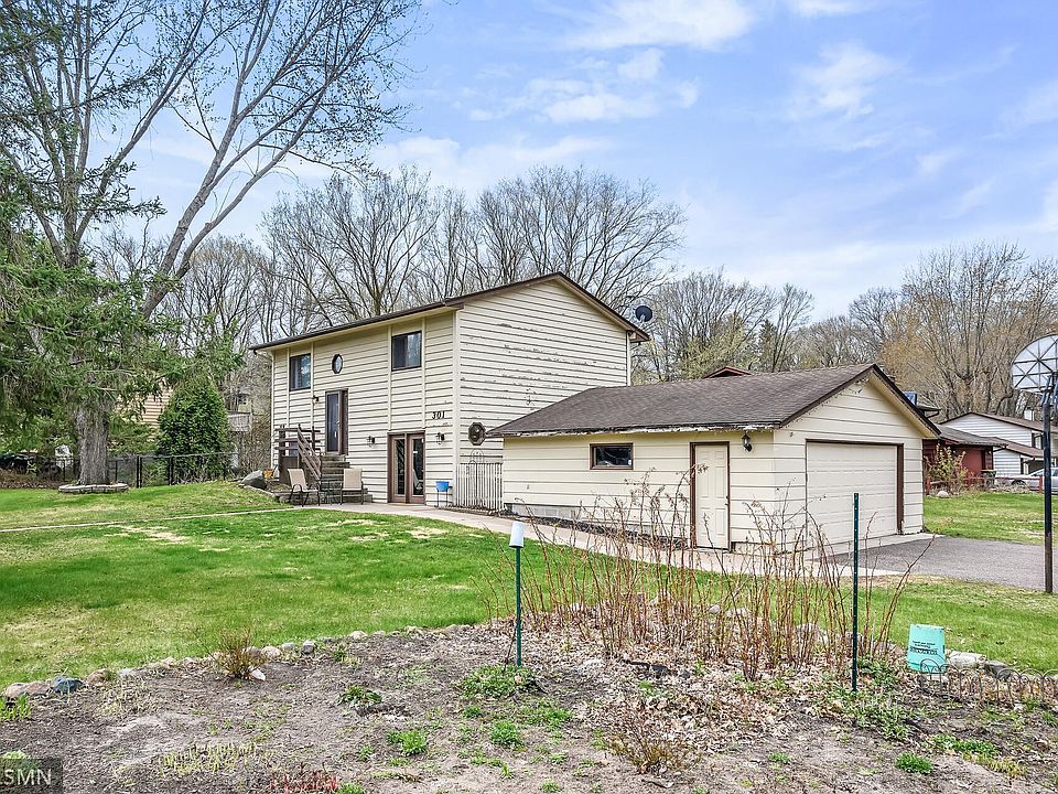 301 Hallam Ave S, Mahtomedi, MN 55115 Zillow