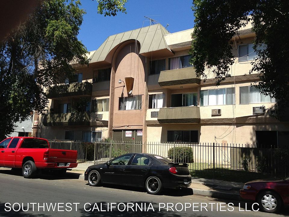 1st image of 8140 Langdon Ave APT 31