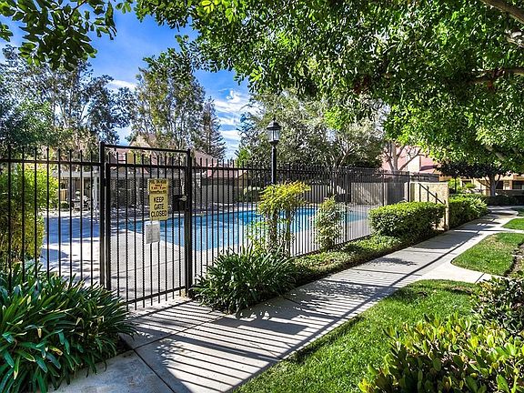 5th image of 2288 Birch Glen Ave #158