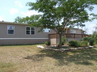 300 Cub Ln, Kerrville, TX 78028